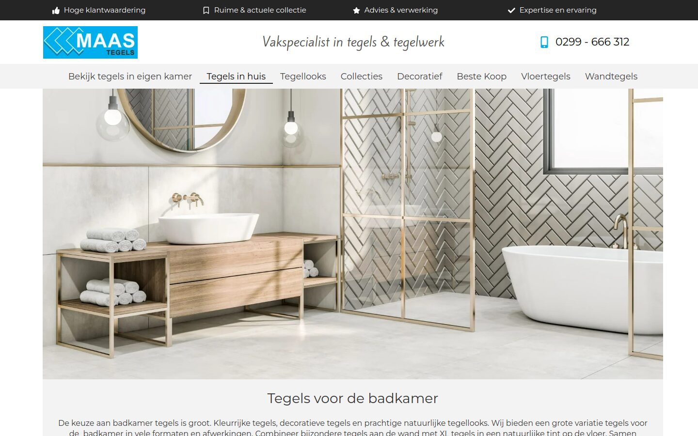 Website van Maas Tegels op een laptop