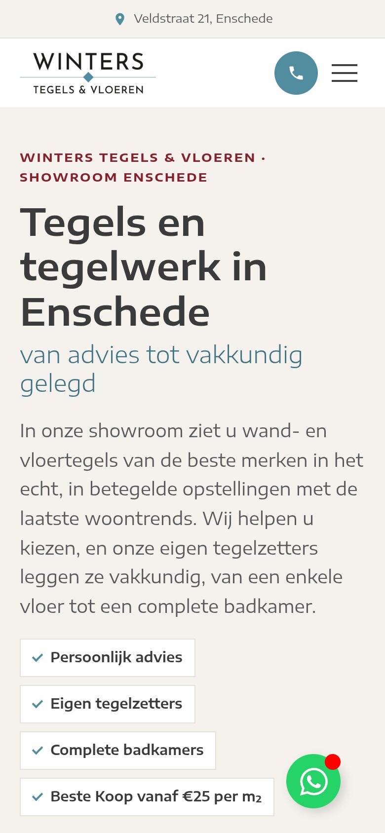Website van Winters Tegels & Vloeren op een telefoon